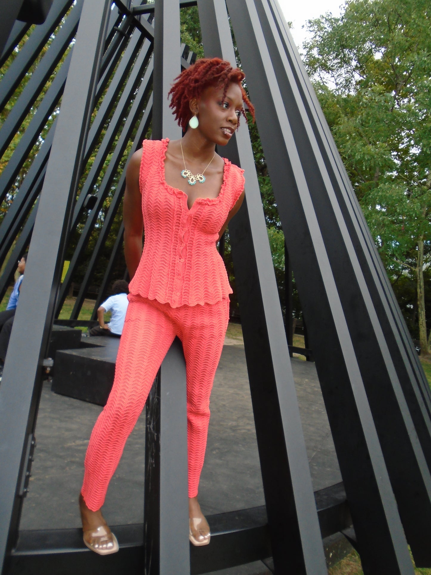 Stright bottom pants set.