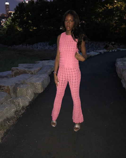 Armhole flare pants set.